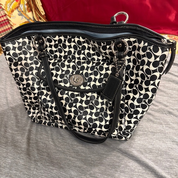Coach Bag - Picture 1 of 14